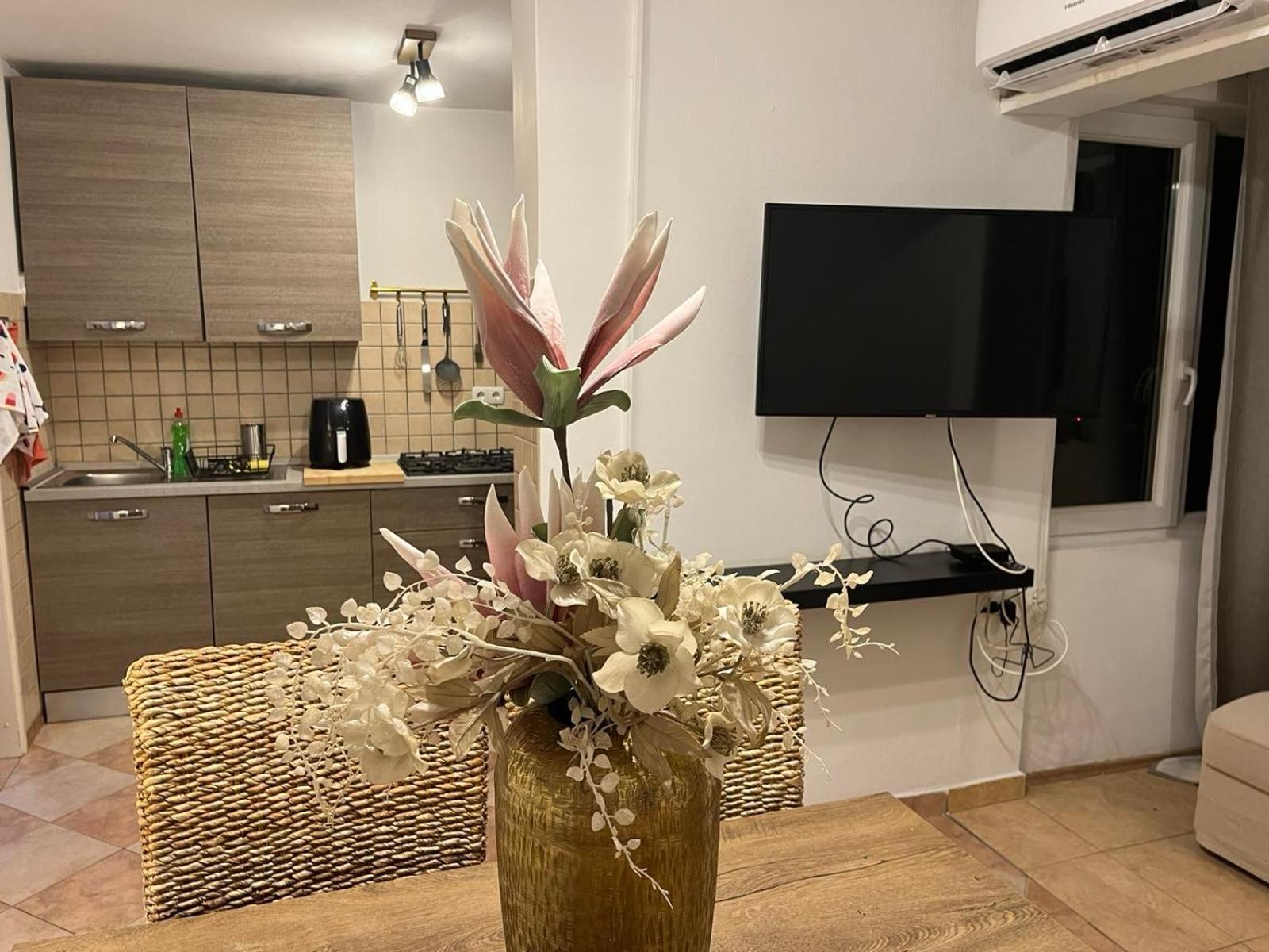 Apartments Chiara Rab Town Ngoại thất bức ảnh